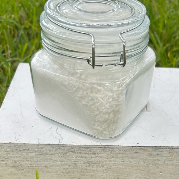 Handmade Fresh Linen Goat’s Milk Laundry Booster - Picture 2 of 2